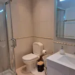Chez Louise: Onde A Serra Beija O Ceu *