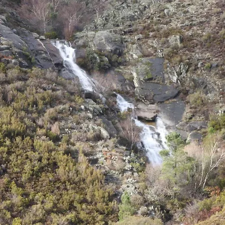 Chez Louise: Onde A Serra Beija O Céu Accommodatie bij particulieren *