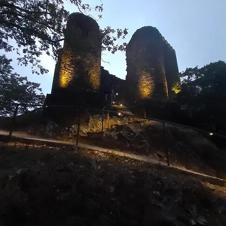 Pansiyon Chez Louise: Onde A Serra Beija O Ceu Lousã