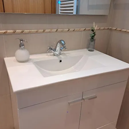 Chez Louise: Onde A Serra Beija O Ceu *