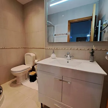 Chez Louise: Onde A Serra Beija O Ceu Луса