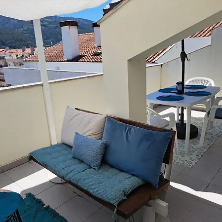 Chez Louise: Onde A Serra Beija O Ceu