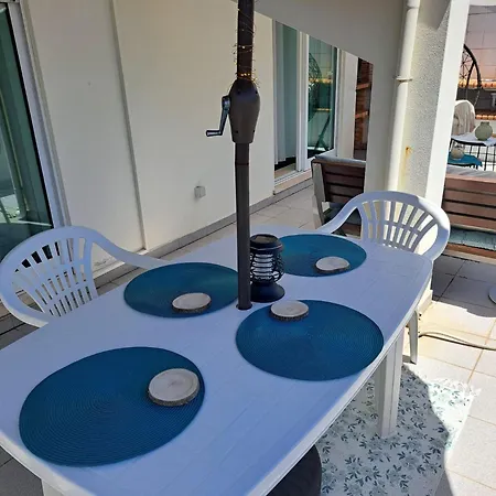 Homestay Chez Louise: Onde A Serra Beija O Ceu