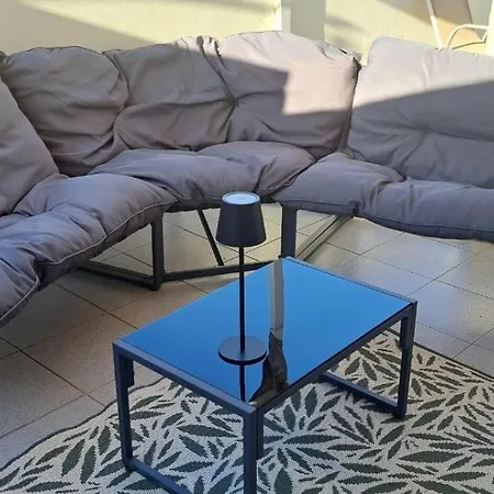 Chez Louise: Onde A Serra Beija O Ceu Quarto em Acomodações Particulares