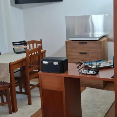 Chez Louise: Onde A Serra Beija O Ceu * Lousã