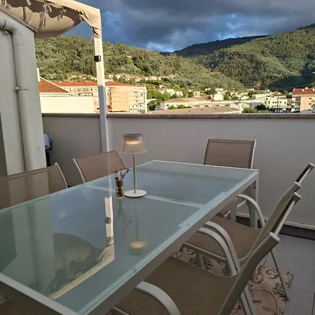 Rum i privatbostad Chez Louise: Onde A Serra Beija O Ceu