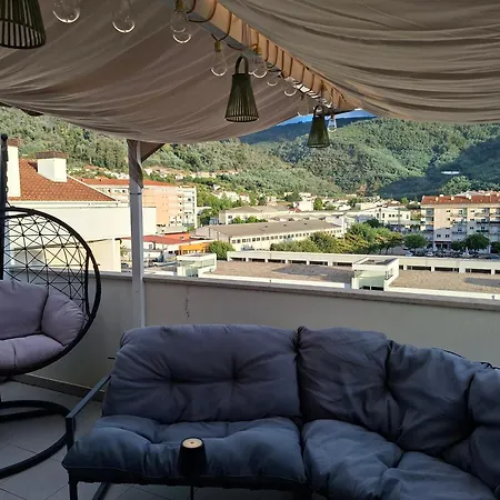 Chez Louise: Onde A Serra Beija O Ceu Rum i privatbostad *