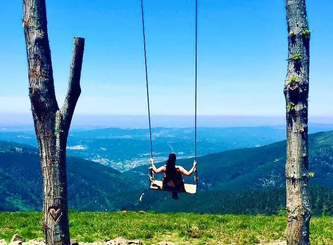 Chez Louise: Onde A Serra Beija O Ceu * Lousã
