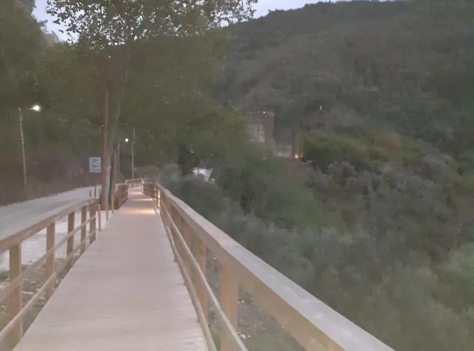 Ubytování v soukromí Chez Louise: Onde A Serra Beija O Ceu *