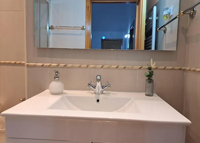 Chez Louise: Onde A Serra Beija O Ceu *