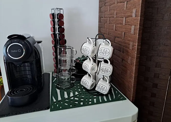 Chez Louise: Onde A Serra Beija O Ceu Lousã