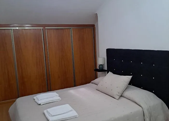 Chez Louise: Onde A Serra Beija O Ceu *