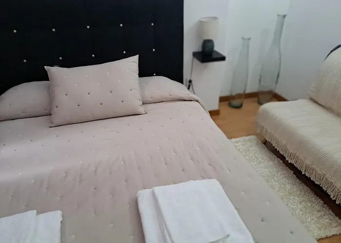 Chez Louise: Onde A Serra Beija O Ceu Lousã